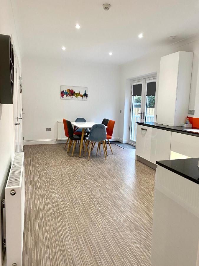 Leworin Apartamento Stirling Exterior foto